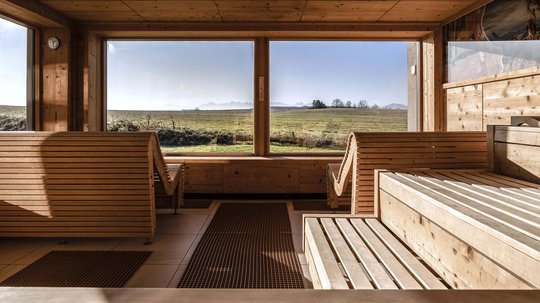 Offene Jobs im Tourismus & der Hotellerie Offene Jobs im Tourismus & der Hotellerie